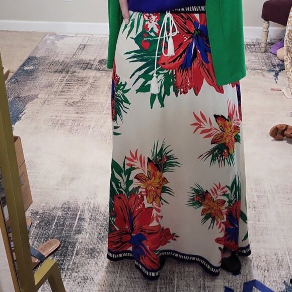 Free Market Tropical Maxi Skirt - Picture 5 of 13